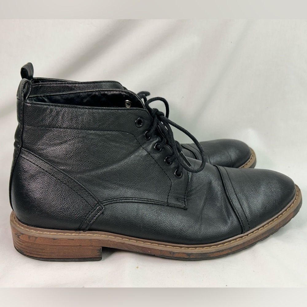 Perry Ellis America manning black leather boots